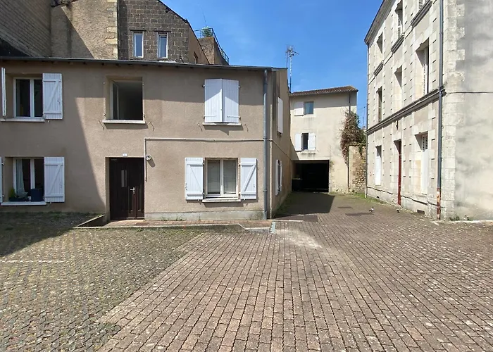 Le Gatsby - Hypercentre, Parking, Netflix, Calme Apartment *